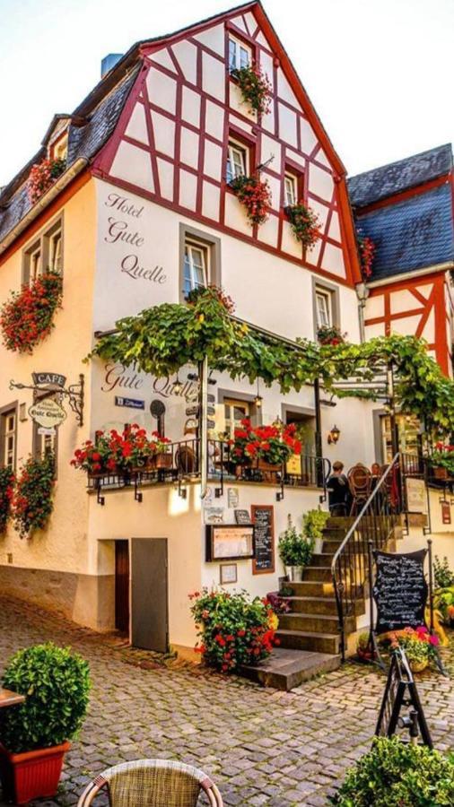Hotel Gute Quelle Beilstein  Exteriör bild
