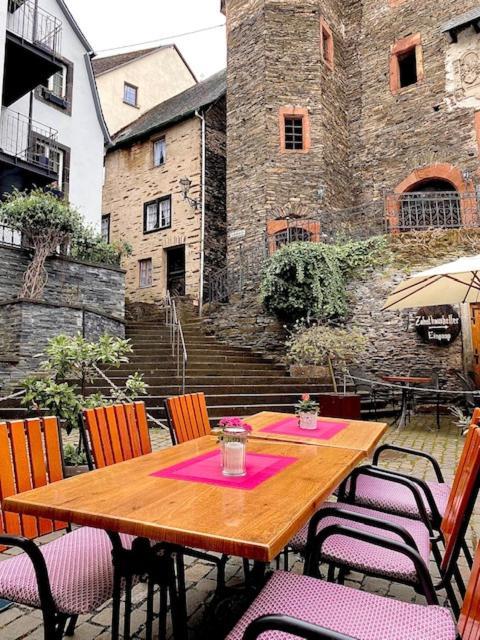 Hotel Gute Quelle Beilstein  Exteriör bild