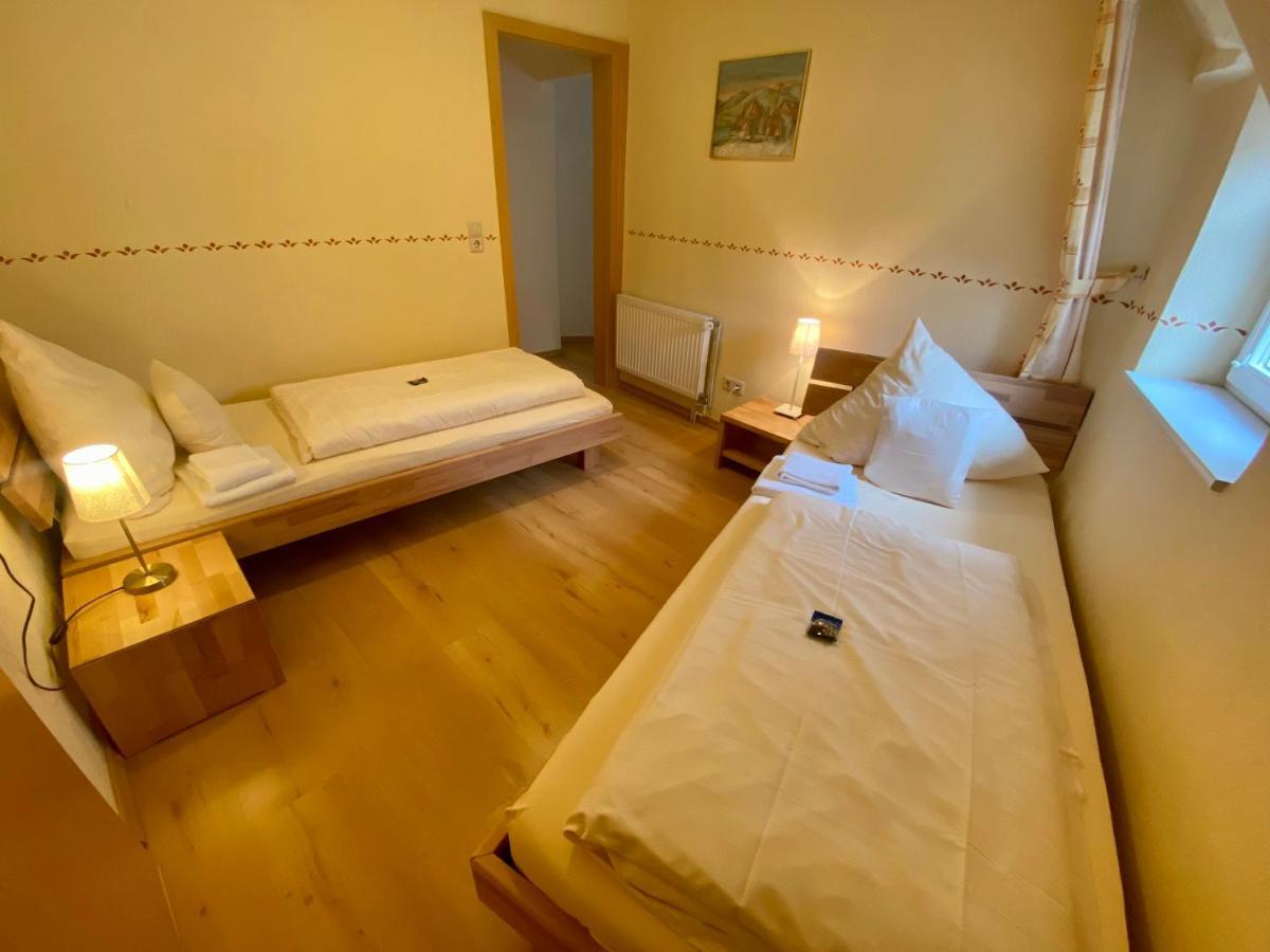 Hotel Gute Quelle Beilstein  Exteriör bild