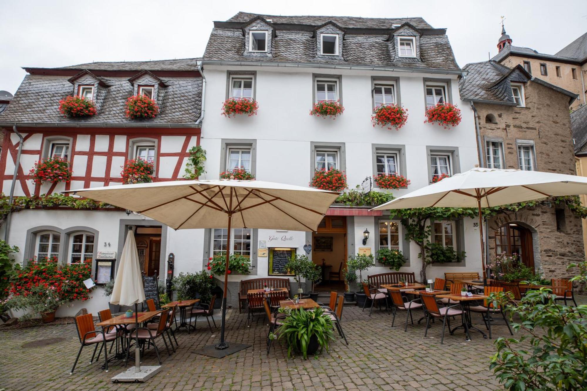 Hotel Gute Quelle Beilstein  Exteriör bild