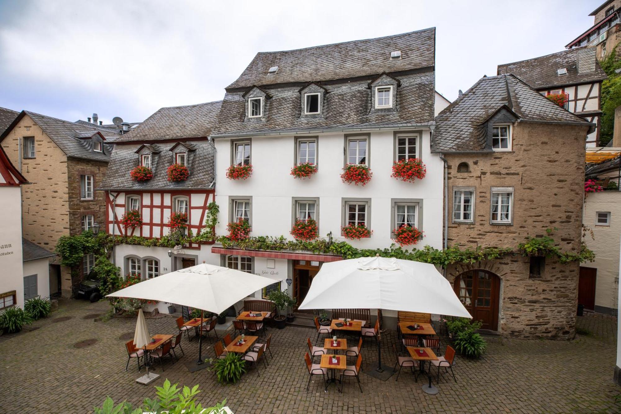 Hotel Gute Quelle Beilstein  Exteriör bild