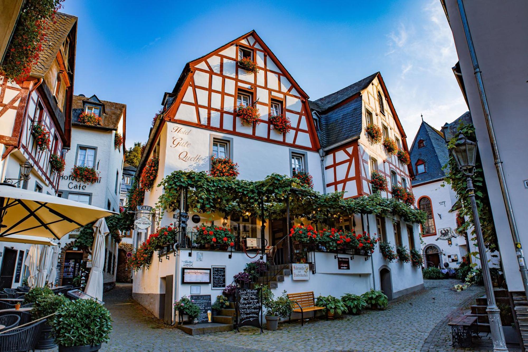 Hotel Gute Quelle Beilstein  Exteriör bild