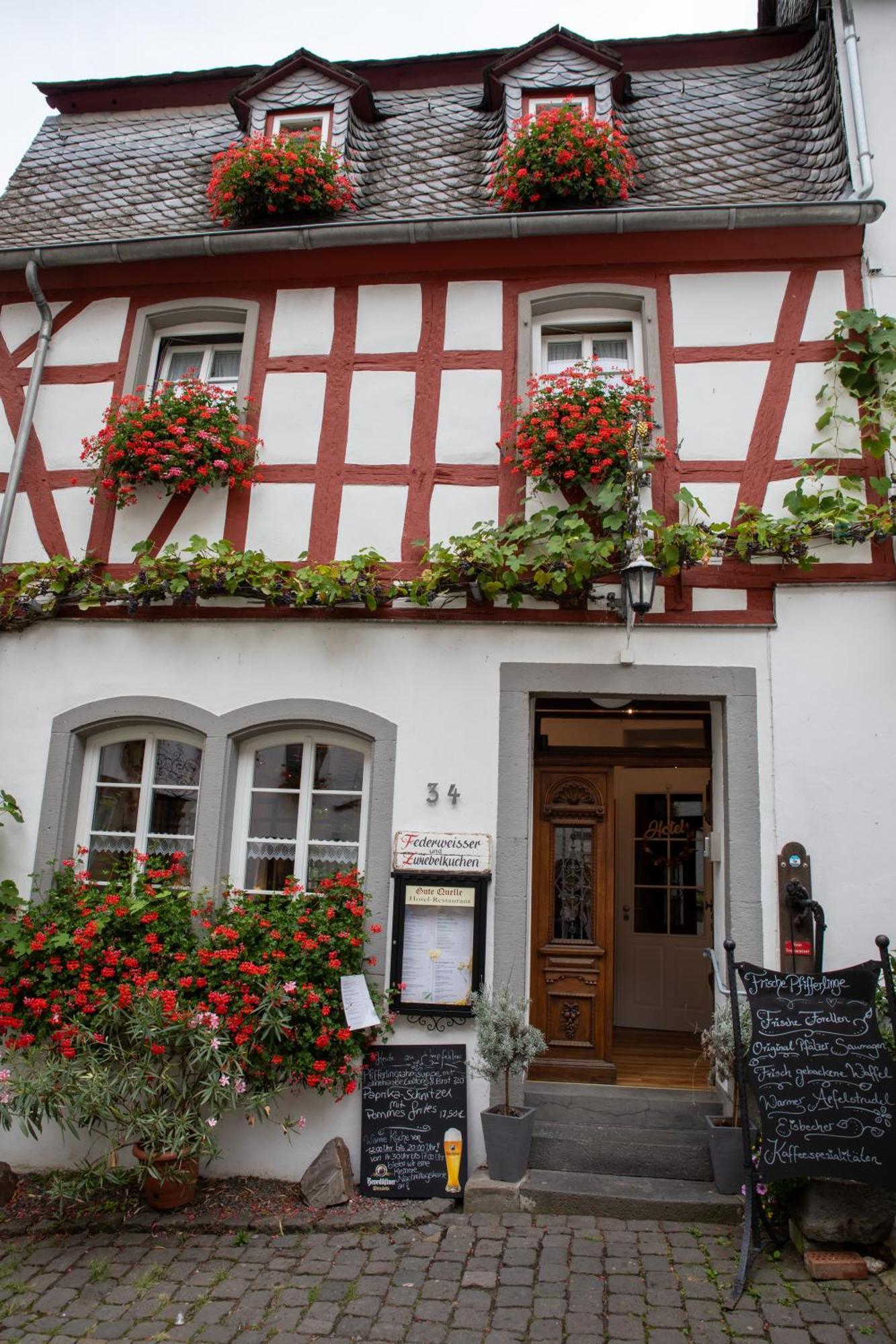 Hotel Gute Quelle Beilstein  Exteriör bild