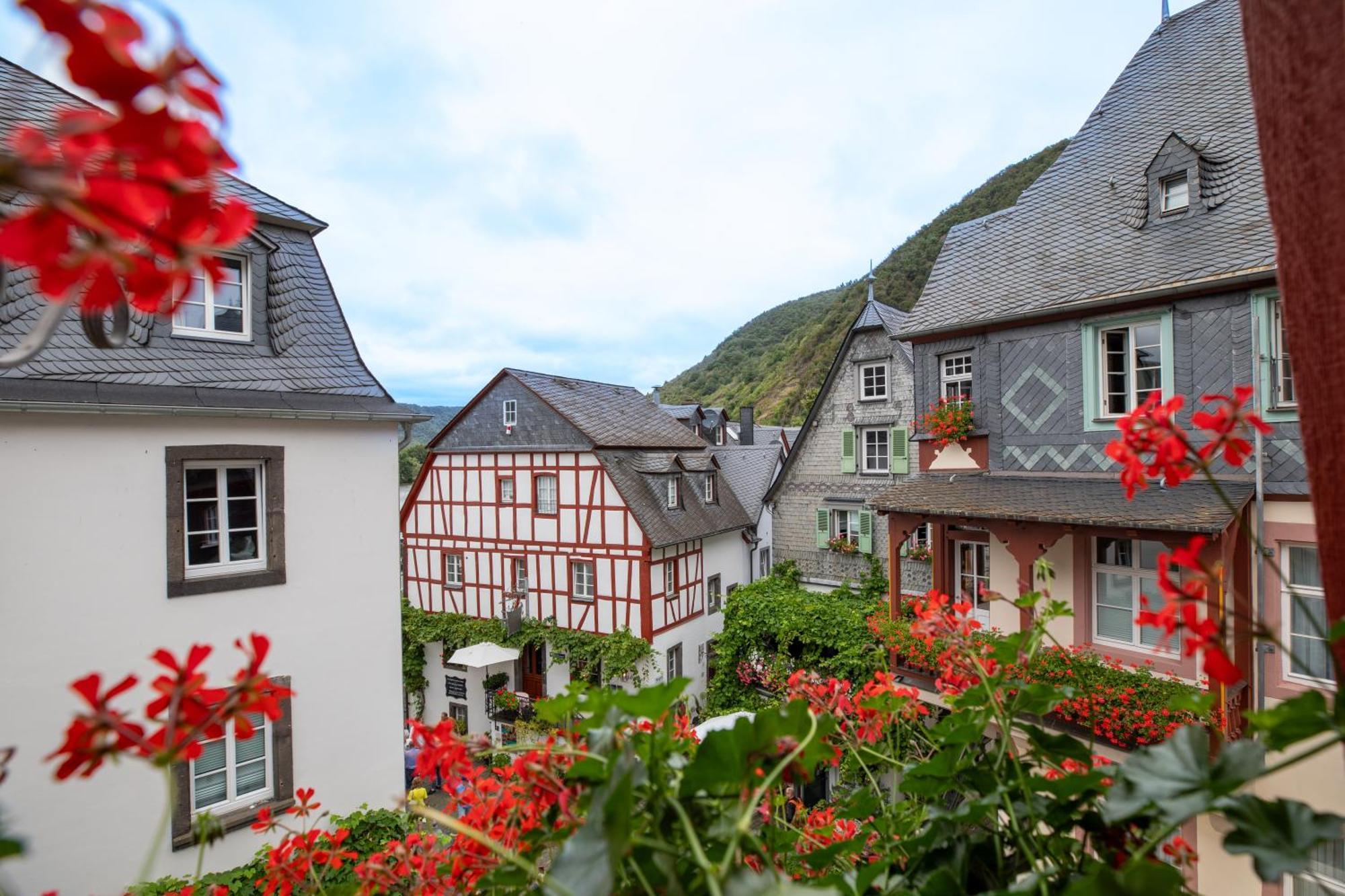 Hotel Gute Quelle Beilstein  Exteriör bild